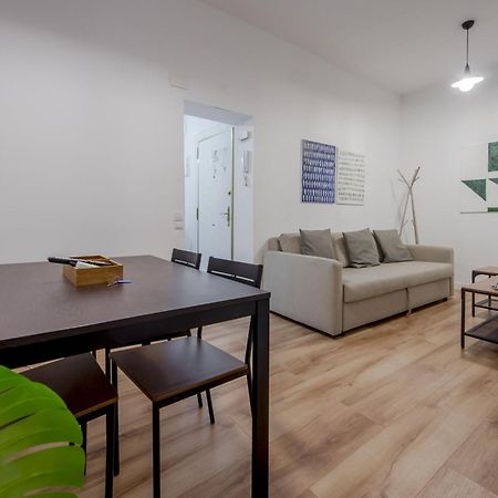 C-Cabeza Cool Apt Para 7 Al Lado De Tirso De Molina E1 Madrid Kültér fotó
