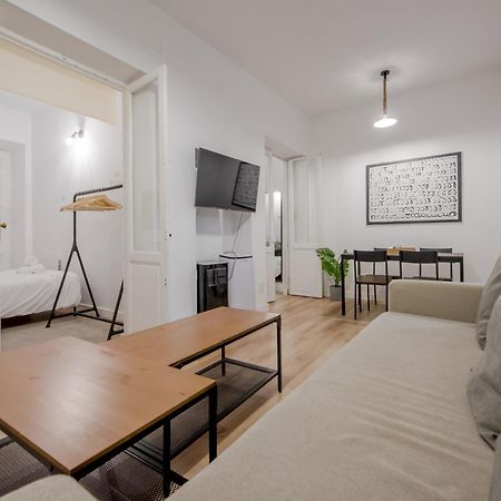 C-Cabeza Cool Apt Para 7 Al Lado De Tirso De Molina E1 Madrid Kültér fotó