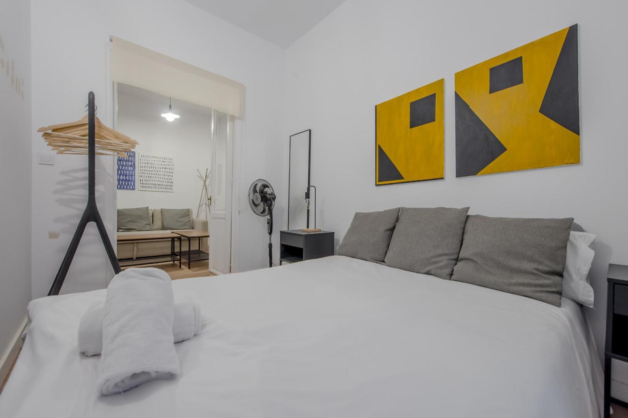 C-Cabeza Cool Apt Para 7 Al Lado De Tirso De Molina E1 Madrid Kültér fotó