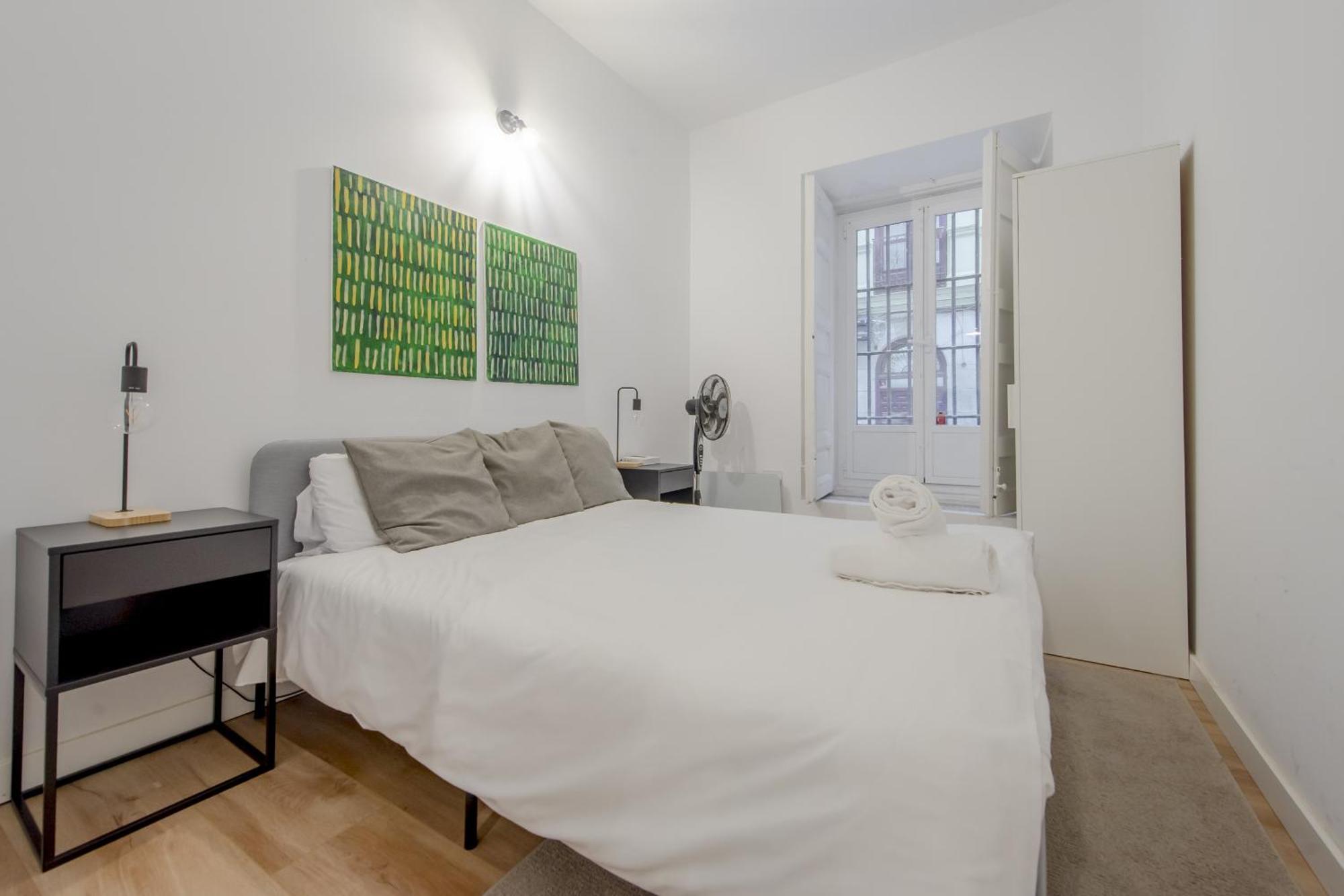 C-Cabeza Cool Apt Para 7 Al Lado De Tirso De Molina E1 Madrid Kültér fotó