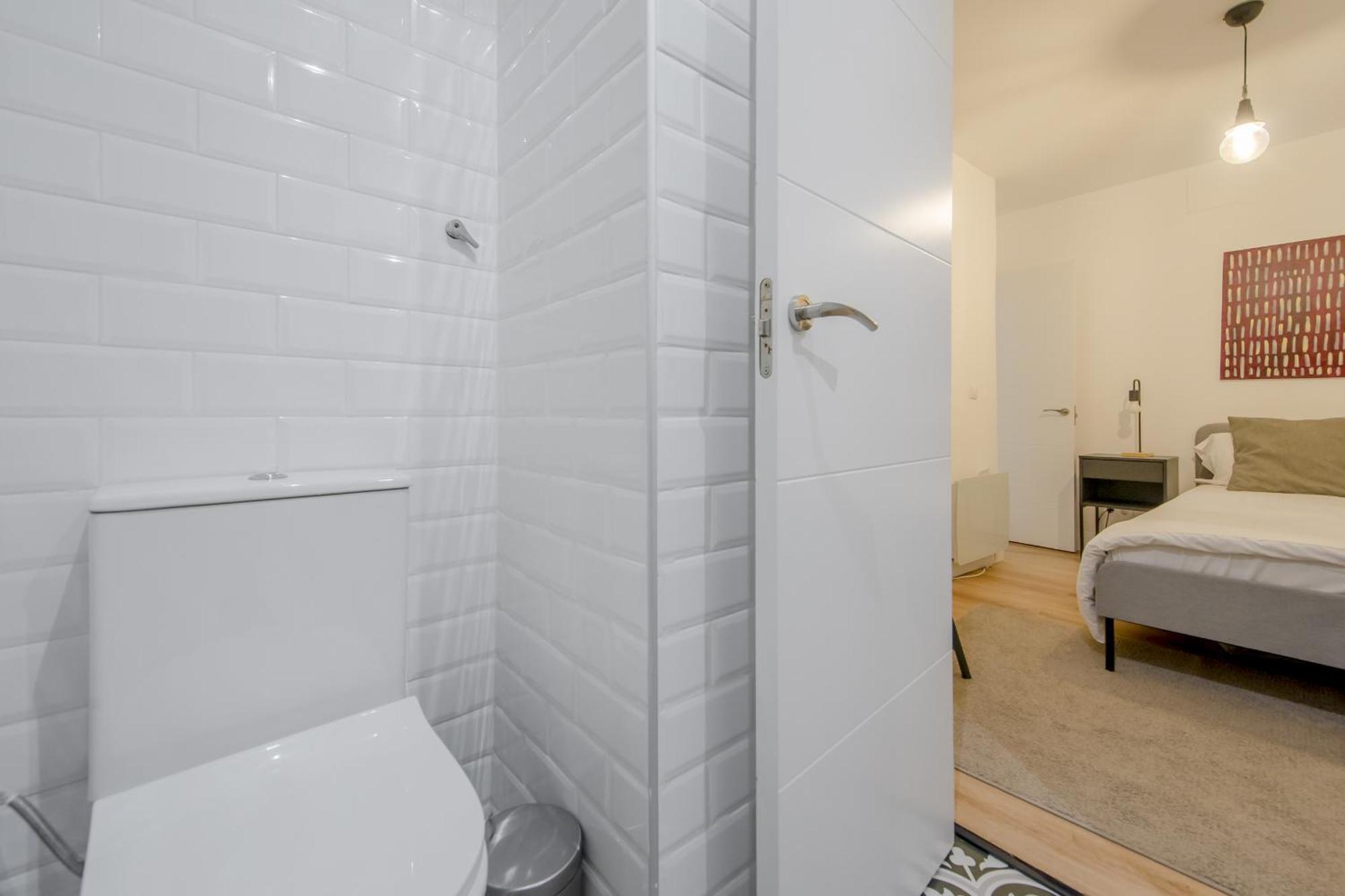 C-Cabeza Cool Apt Para 7 Al Lado De Tirso De Molina E1 Madrid Kültér fotó
