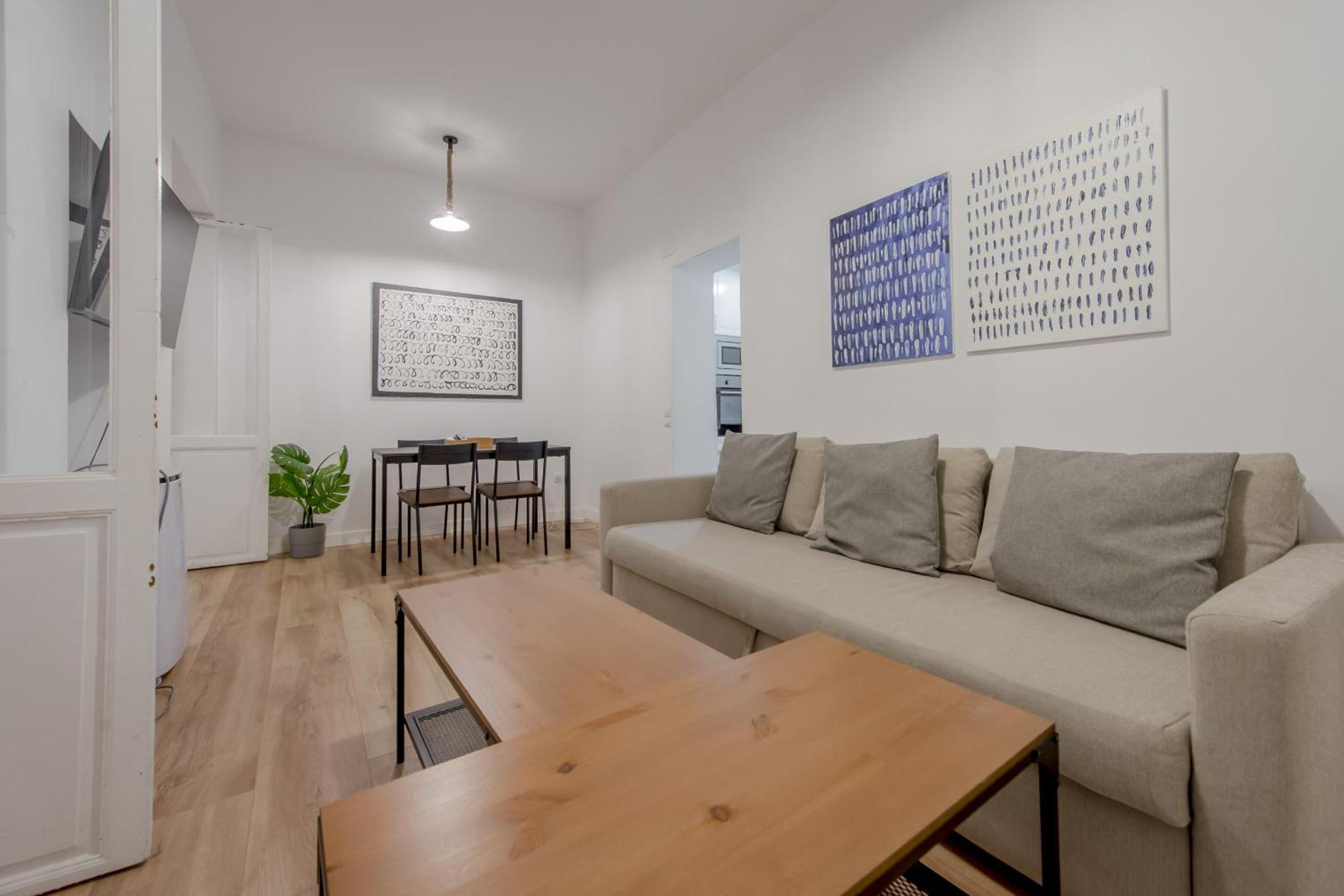 C-Cabeza Cool Apt Para 7 Al Lado De Tirso De Molina E1 Madrid Kültér fotó