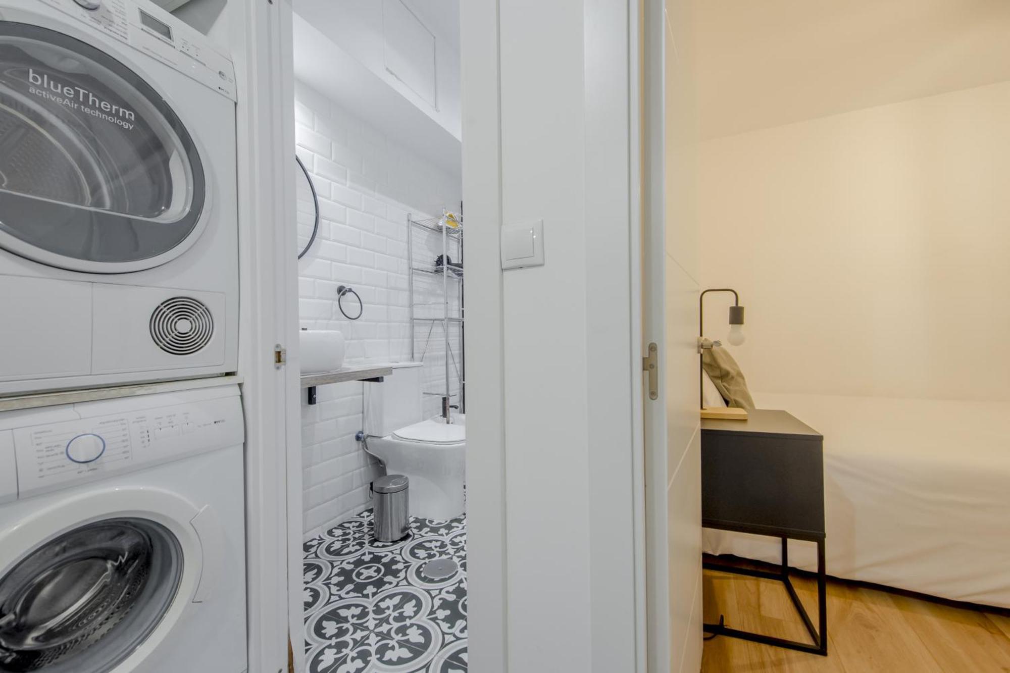 C-Cabeza Cool Apt Para 7 Al Lado De Tirso De Molina E1 Madrid Kültér fotó